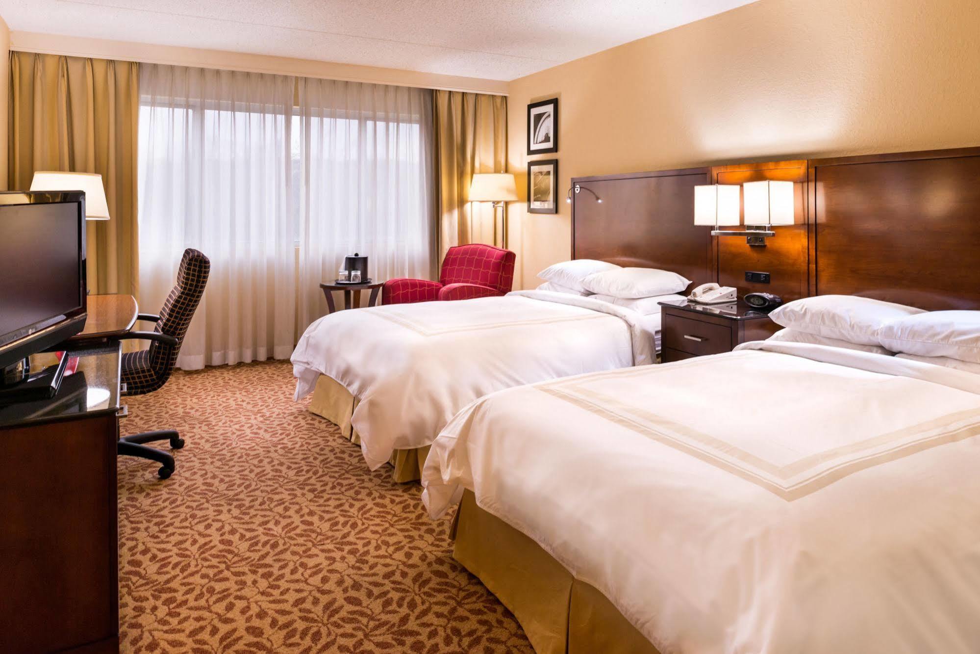 Marriott Melville Long Island Buitenkant foto